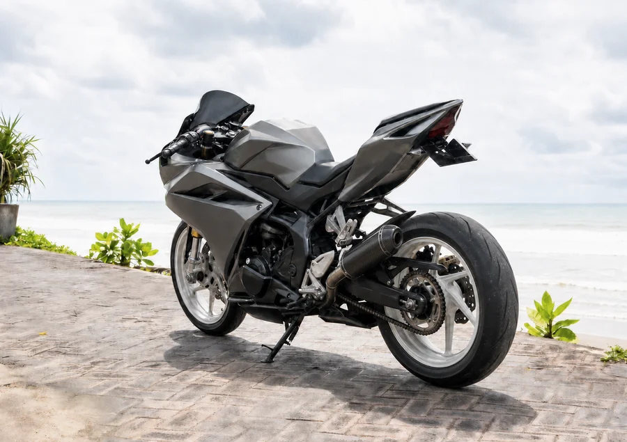 Silver-grey custom Honda CBR250RR MC22 classic 250cc inline-four sport bike with full fairings