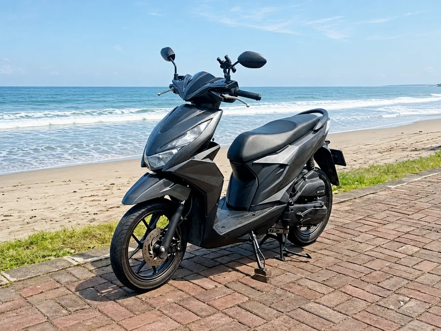 Xe máy số tự động Honda Beat 110 thế hệ 2020 màu đen xám với thân bậc thang thon gọn và bánh xe 14 inch